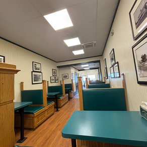 Island Dining at Mighty Mac Burger!