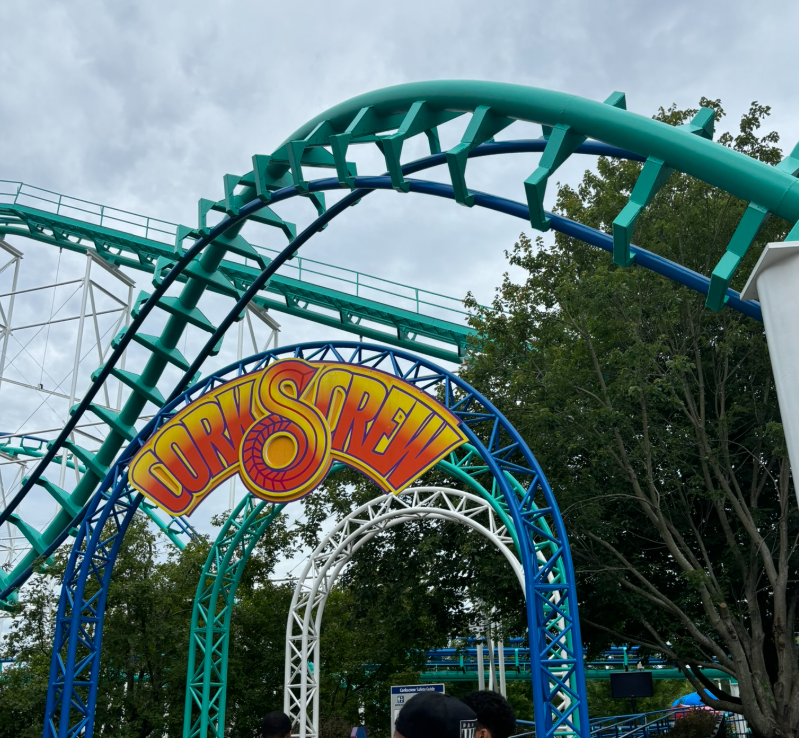 You have to admit, for how bad the ride is, it does have a nice entrance!