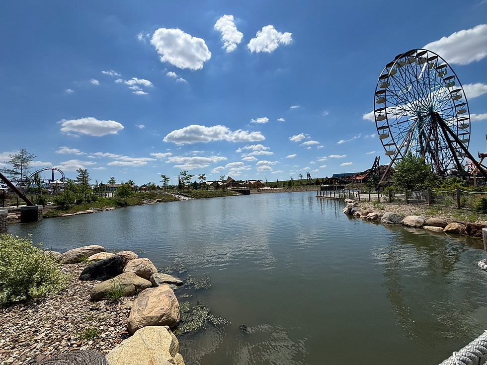 This area of the park is flanked by lakes on both sides