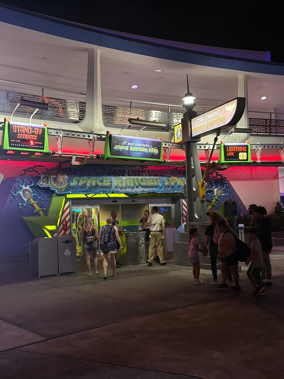 Last but not least, you have to get a ride on Buzz Lightyears Space Ranger Spin! Can you get the top score?