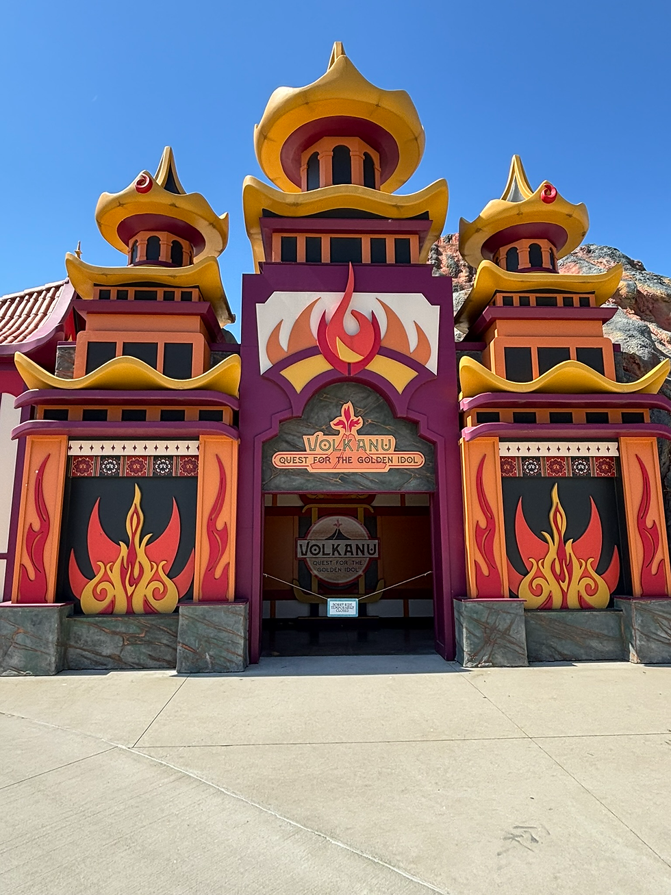 Volkanu is not open yet... So we will head over to Fire Runner.