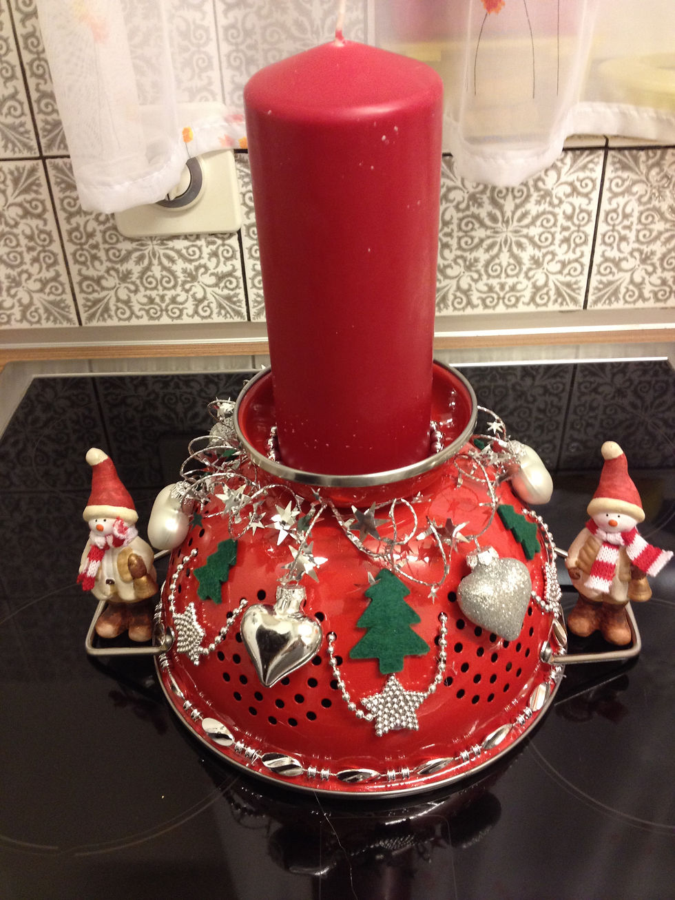 Miniaturbild: Weihnachtsdekoration auf "Löcherbecken"