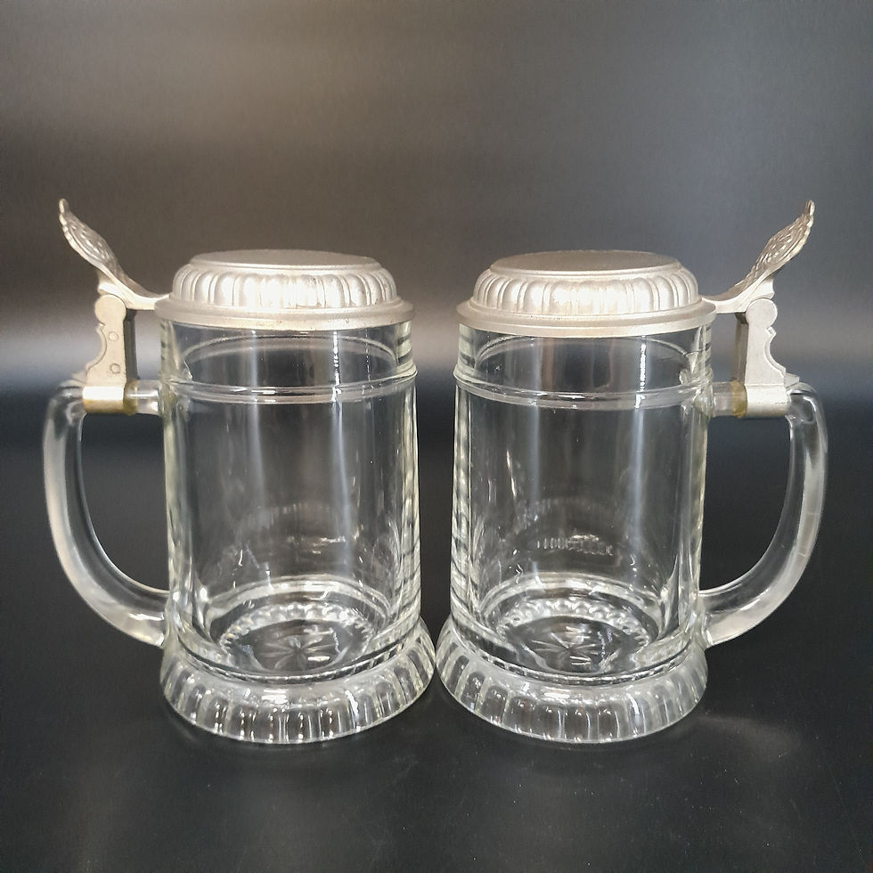 Miniaturebillede: Vintage tysk ølkrus i glas med tinlåg