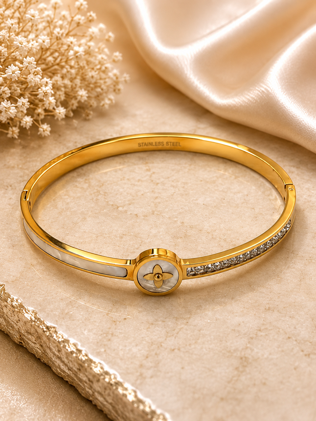 Luna Pearl Bangle