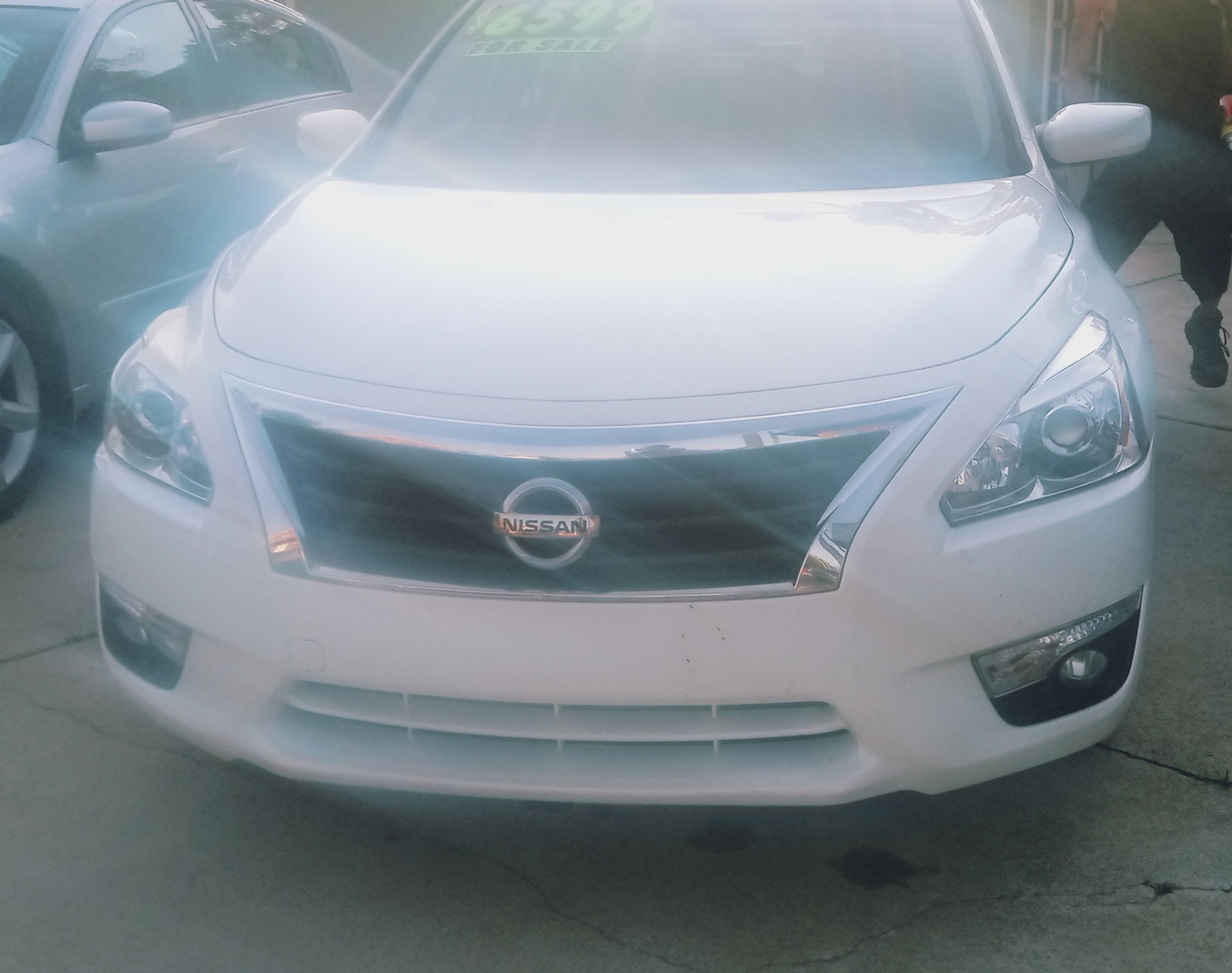 2015 WHITE NISSAN ALTIMA SV