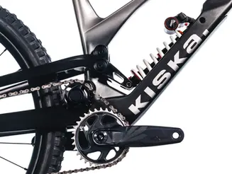 KISKA’s High Pivot Bike Is a Wake-Up Call for Gravity Design