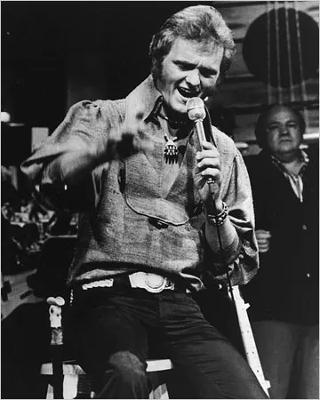 Jerry Reed preforming live