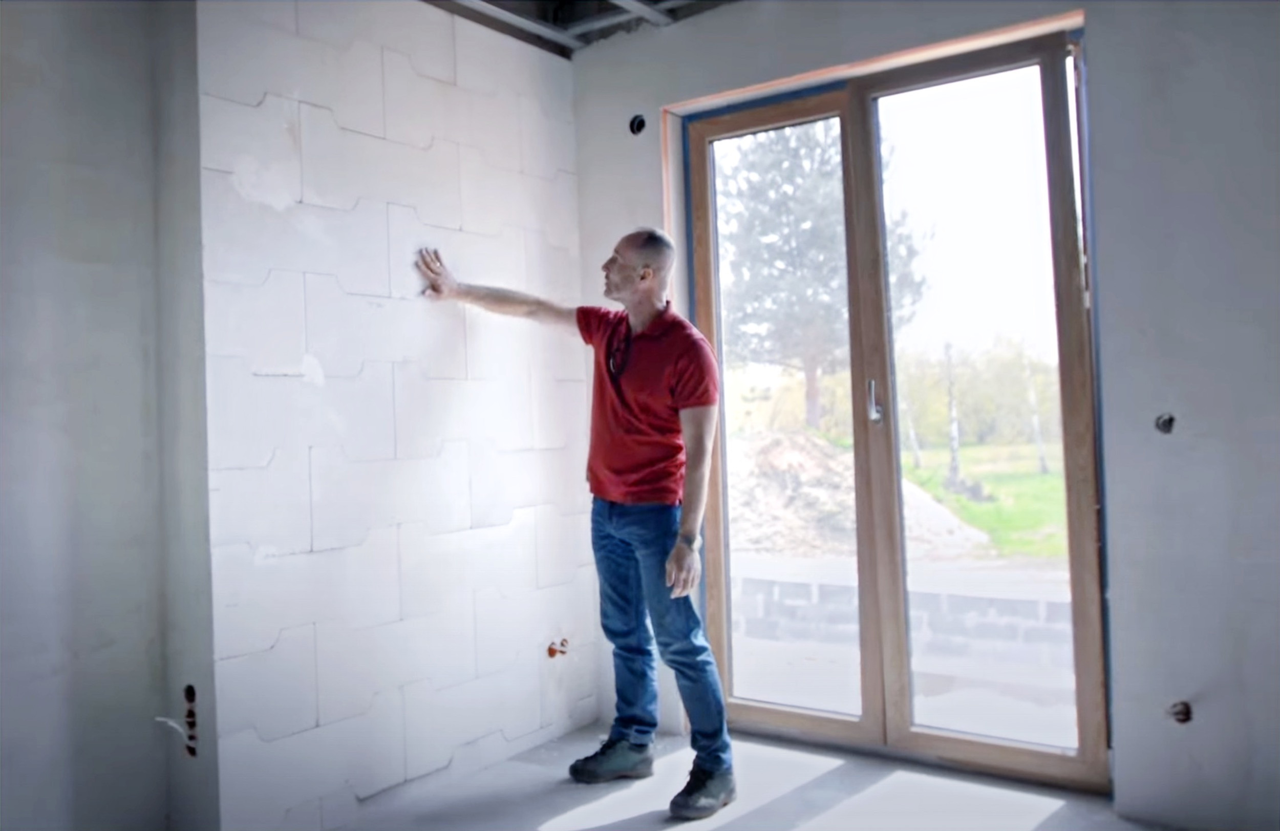 How to build walls to keep a home free from moisture?