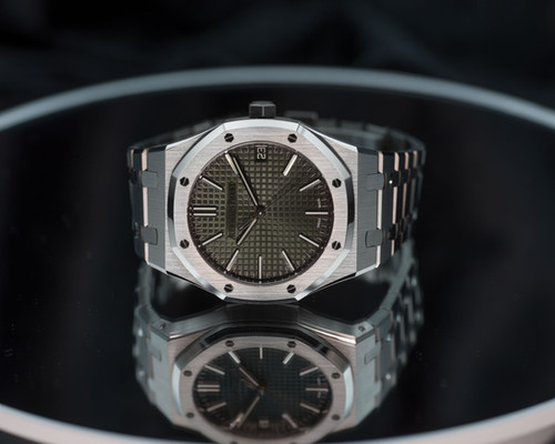 2023 Audemars Piguet 15510 Green dial full set | Wristlock