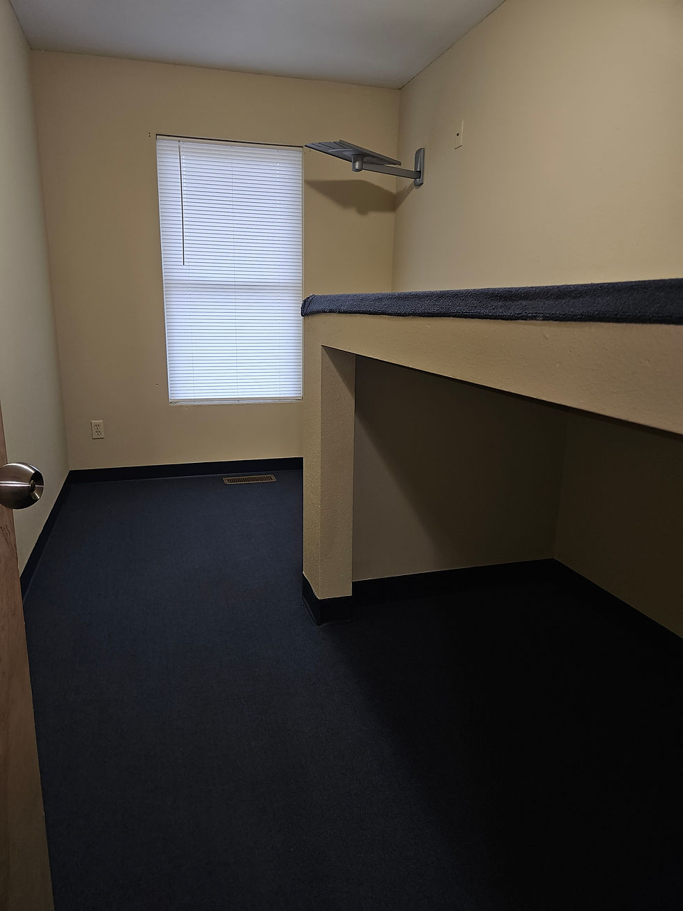 bedroom b