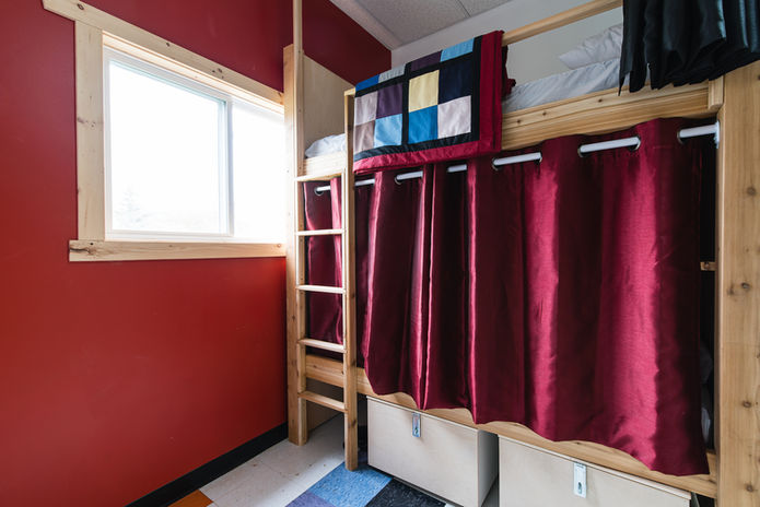 4 bed dorm