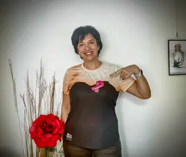 Camiseta personalizada por SYM Marketing Promocional