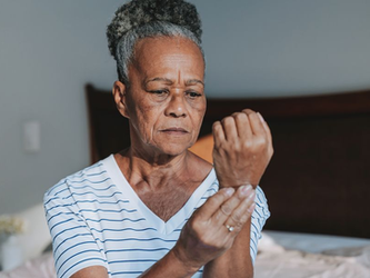 27 Health Symptoms You Should Never Ignore, According to Experts