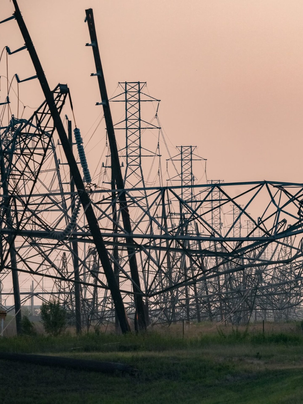 72 Hours Without Utilities – 9 Items You’ll Need after Disaster Strikes