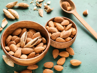 9 Evidence-Based Health Benefits of Almonds