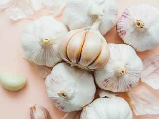 6 Vegetables That Are Healthier Raw Than Cooked, According to Dietitians
