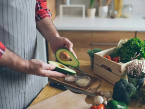 10 Health Benefits of Low-Carb and Ketogenic Diets