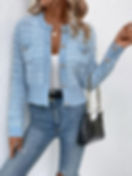 Outfit con color baby blue