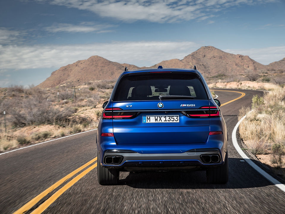 BMW X7 M60 — view 5