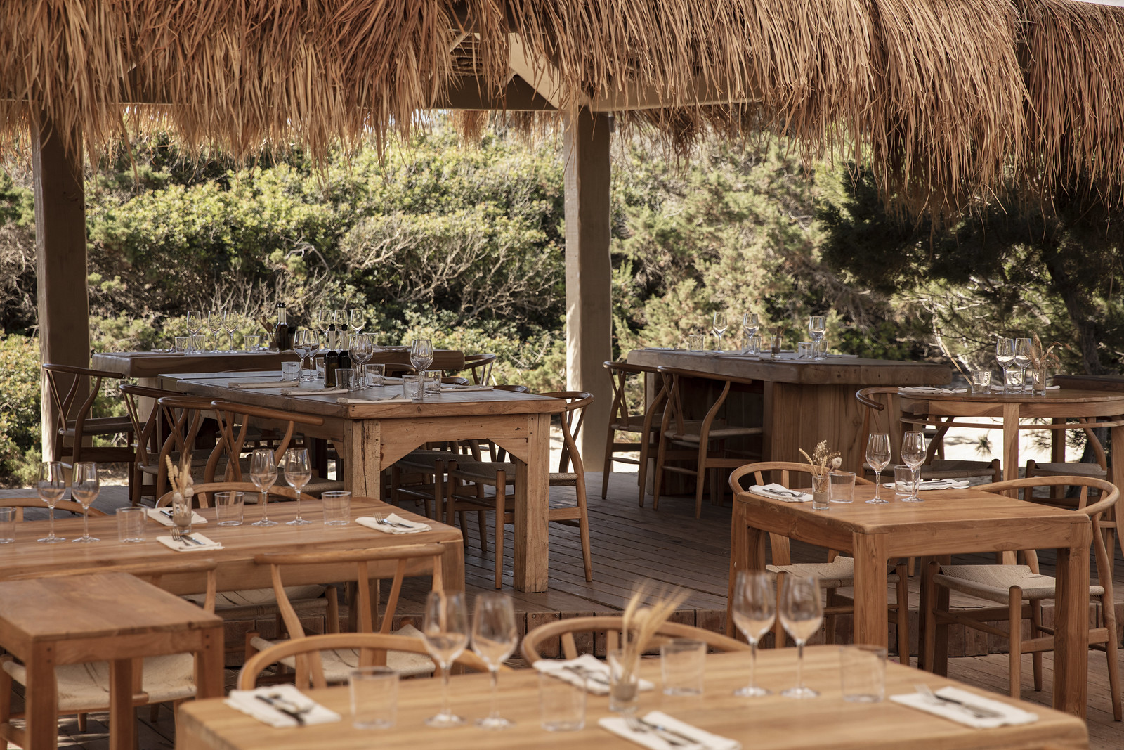 El chiringuito restaurant tables