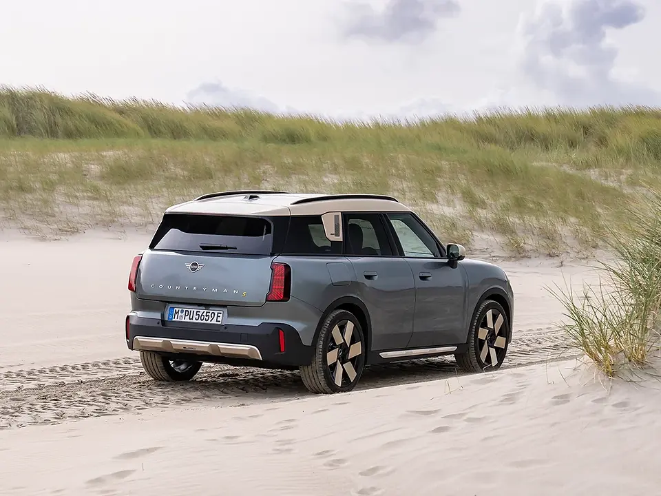 Mini Countryman — view 4