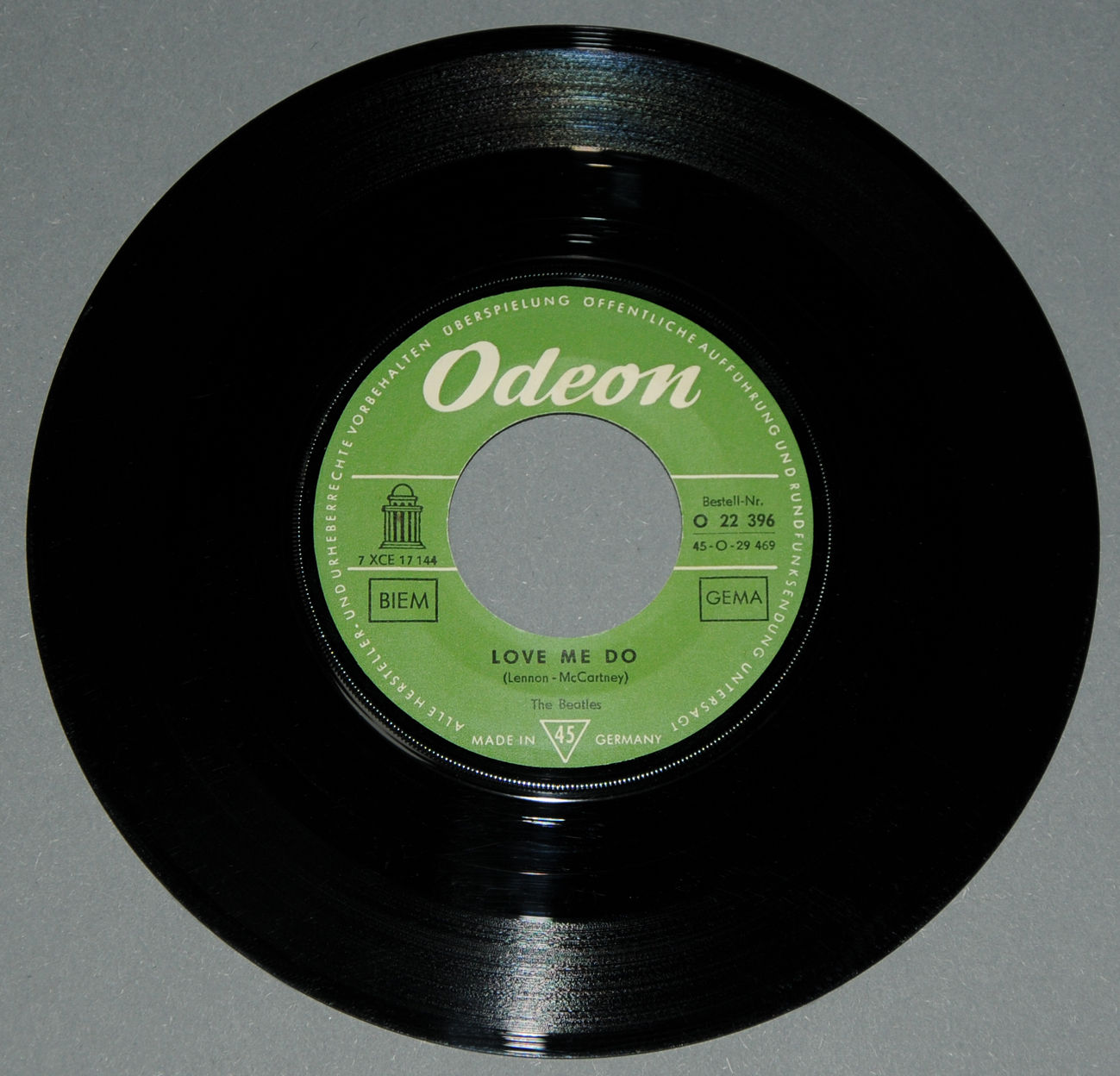 'Love Me Do / Please Please Me', Odeon O 22 396, 1st pressing, Near Mint.