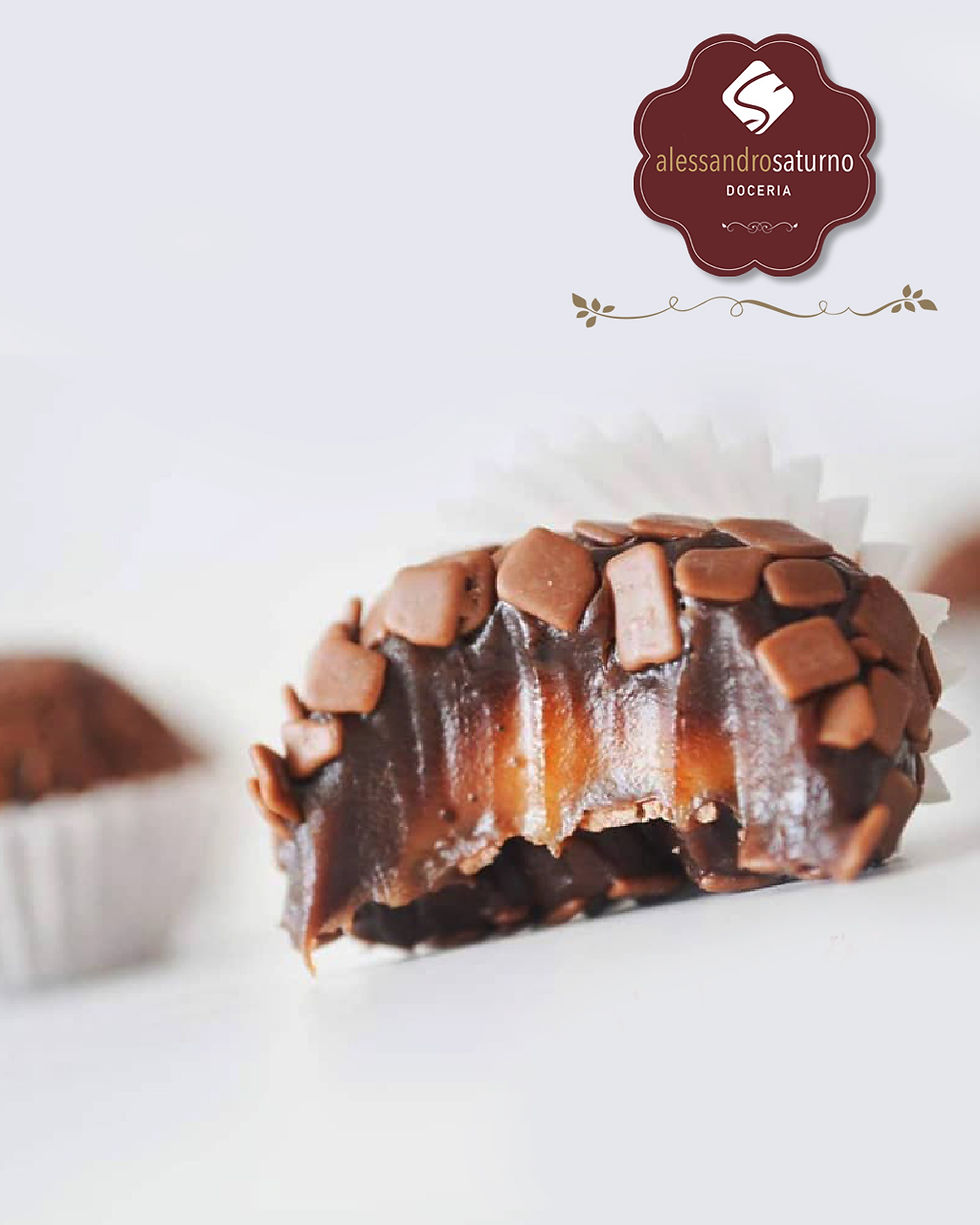 Brigadeiro Tradicional com recheio de doce de leite