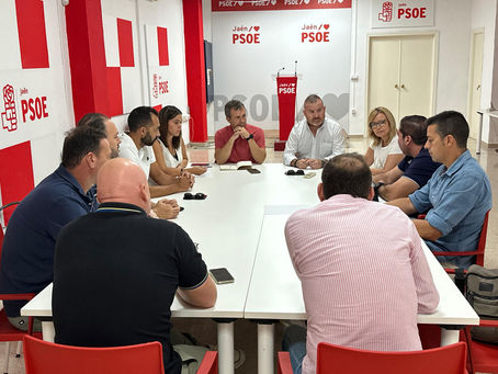 El PSOE y la Plataforma de Policía Local consideran “irresponsable” la actitud de PP y JM+ al desoír los requerimientos de los agentes para garantizar la seguridad en Jaén