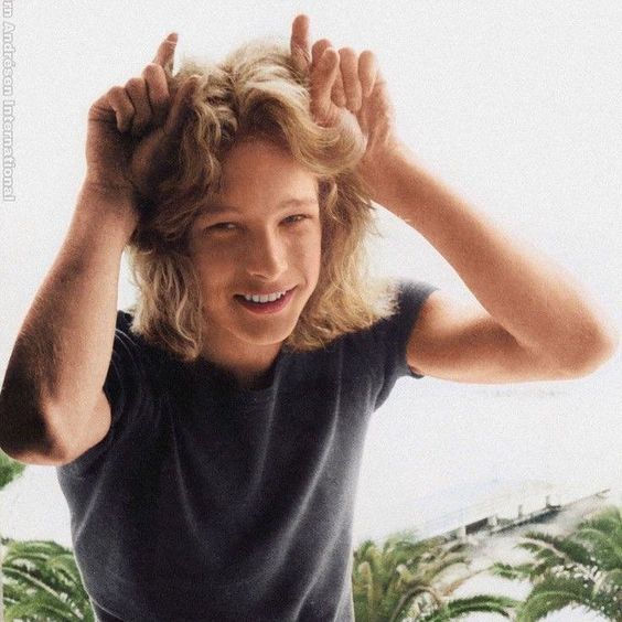 4213ec81982b0ed3634ca1ef7cd1f5aa