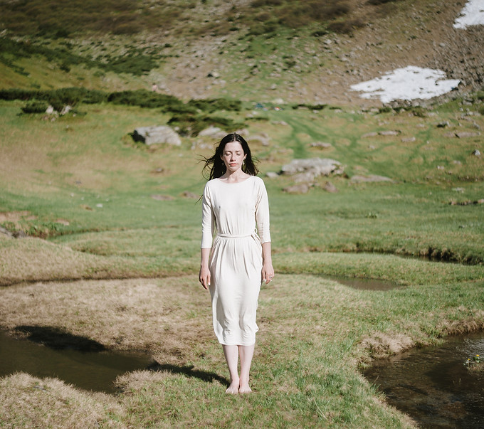 Femme dans la nature