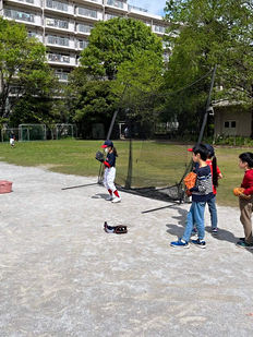 仲宿イーグルス体験会の様子(金沢小学校校庭)