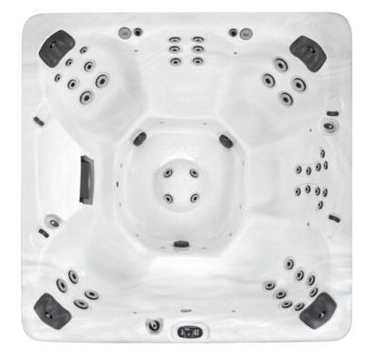 Luxe: Large Family 7 Person Hot Tub