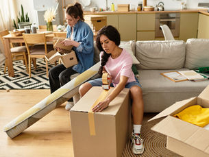 Closing day is here! Learn what to expect when buying a home in Windsor & Essex County — from signing documents and final walkthroughs to getting the keys to your new home. Expert guidance from Lisa Cipparone, Windsor & Essex County REALTOR®.
