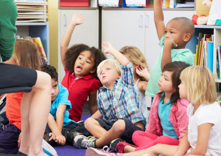 Levée partielle du gel des bas salaires : une bonne nouvelle pour les garderies au Québec!