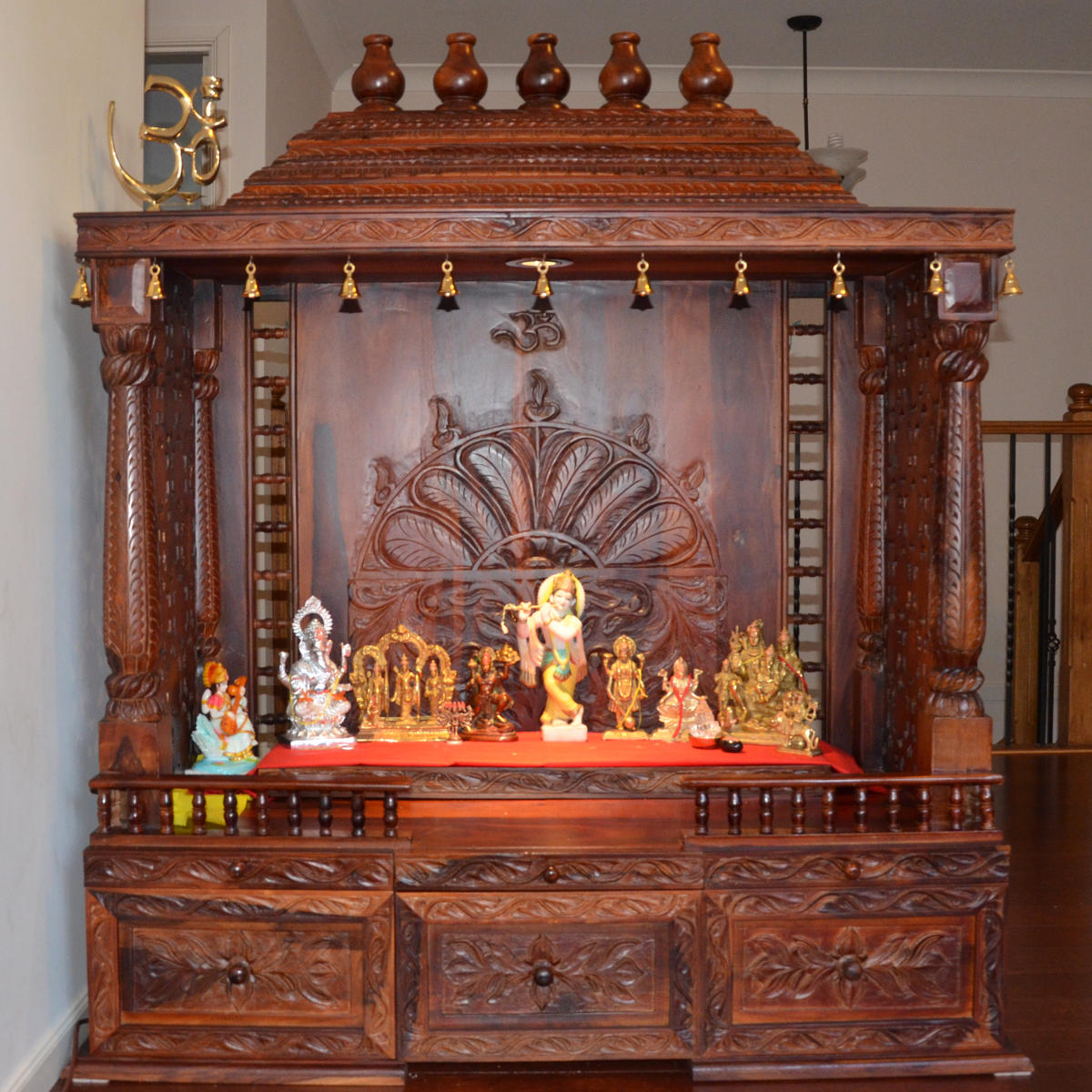 Customer Design Om Temple