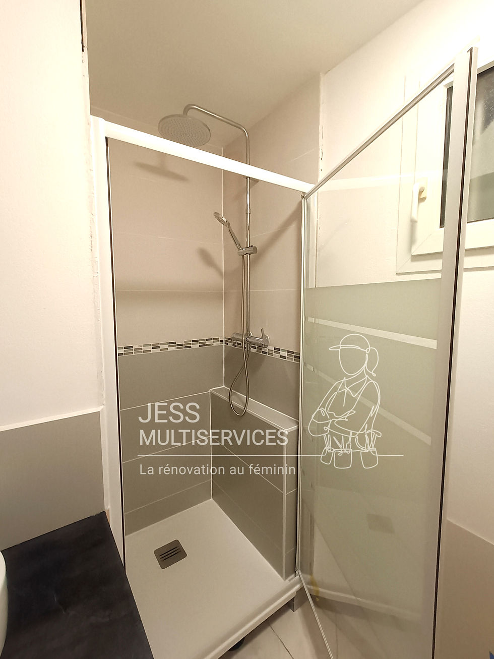 Modernisation d'une salle de bain par Jess Multiservices