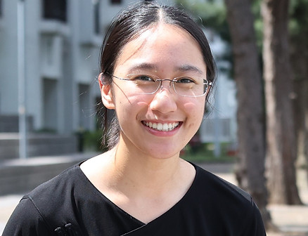 Sheena Hui - Portrait (1).jpg