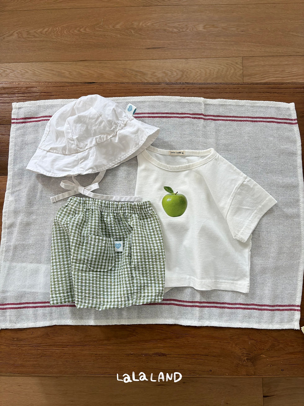 Thumbnail: Bebe) Seersucker Check Shorts