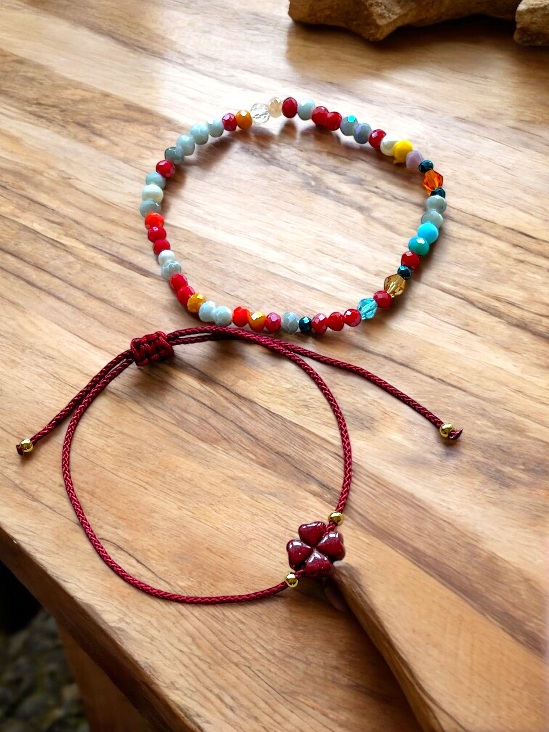 Set 2 Bracciali quadrifoglio ed altro