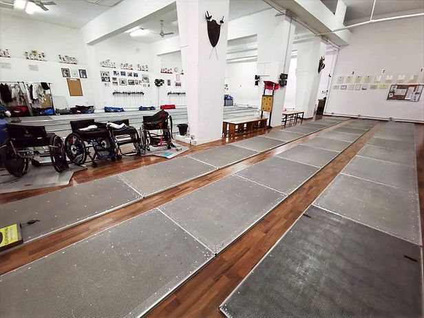 una visuale della sala scherma del Club Scherma Palermo