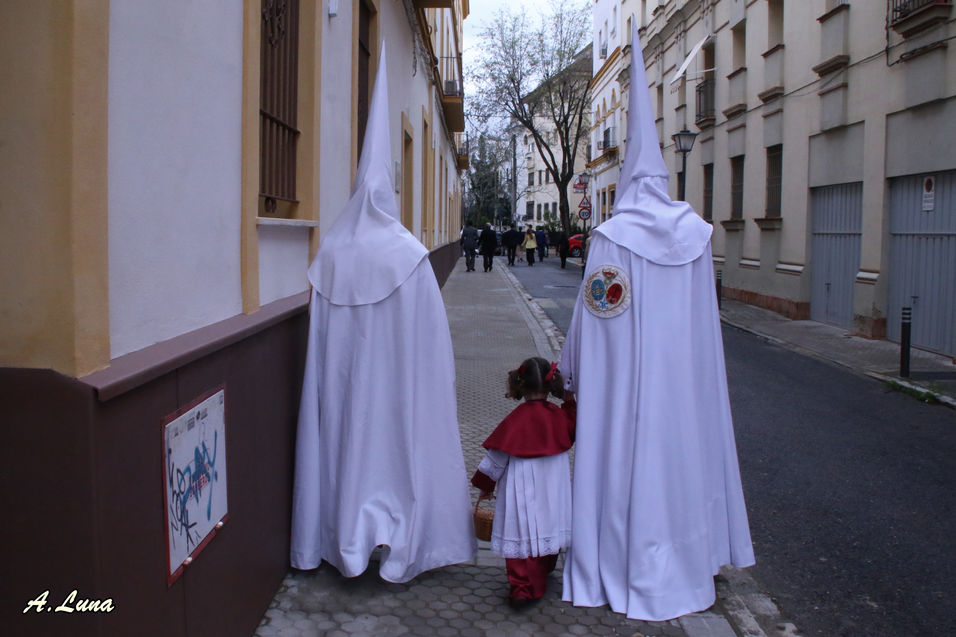 Llegando a la Hermandad