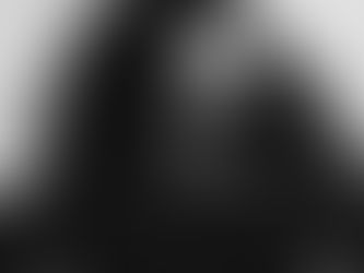 Desfile da Balmain inova ao usar modelos de diferentes corpos e chama atenção da plateia