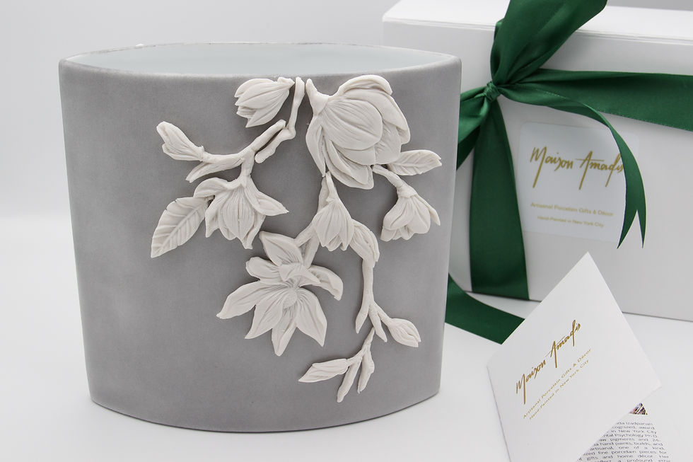 Thumbnail: Relief sculptural Vases