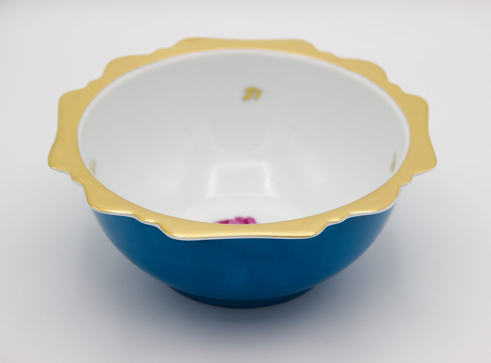 Thumbnail: Scalloped Bowl with24 karat Gold Rim