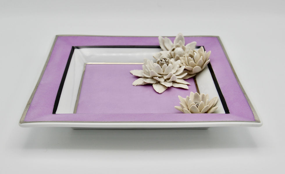 Thumbnail: Floral Sculptural Design with Platinum