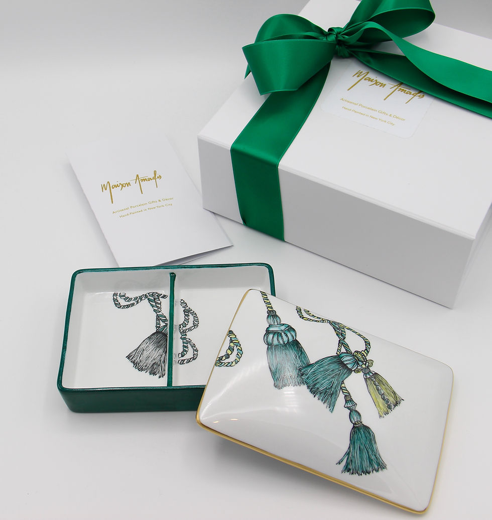 Thumbnail: Green tassel Playing Card Box