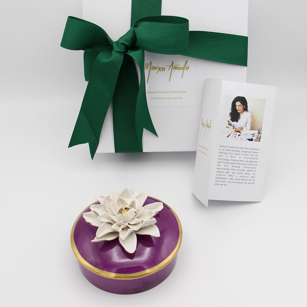 Thumbnail: Floral Sculptural Design with 24 karat Gold