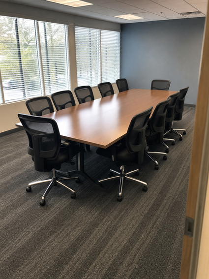 Professional commercial cleaning service in an office or business facility