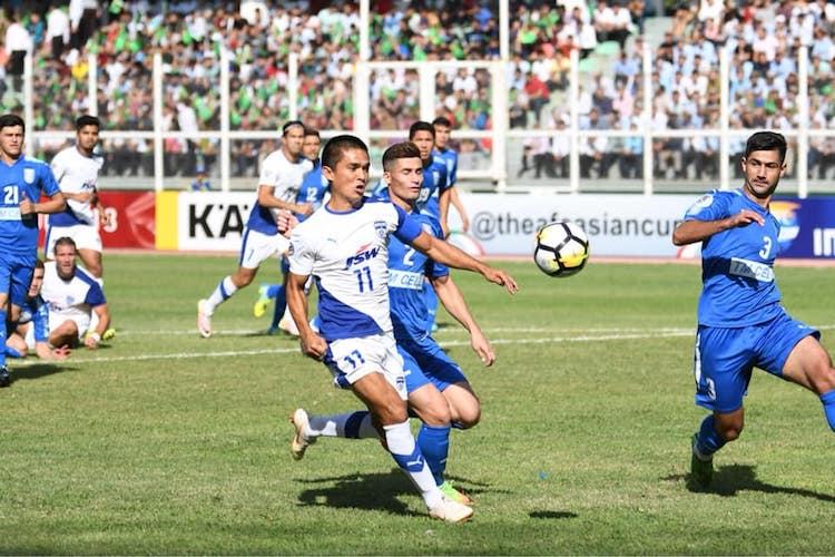 Soi kèo FK Sogdiana Jizak vs Đông Phương AA, 20h00 ngày 6/9 content media