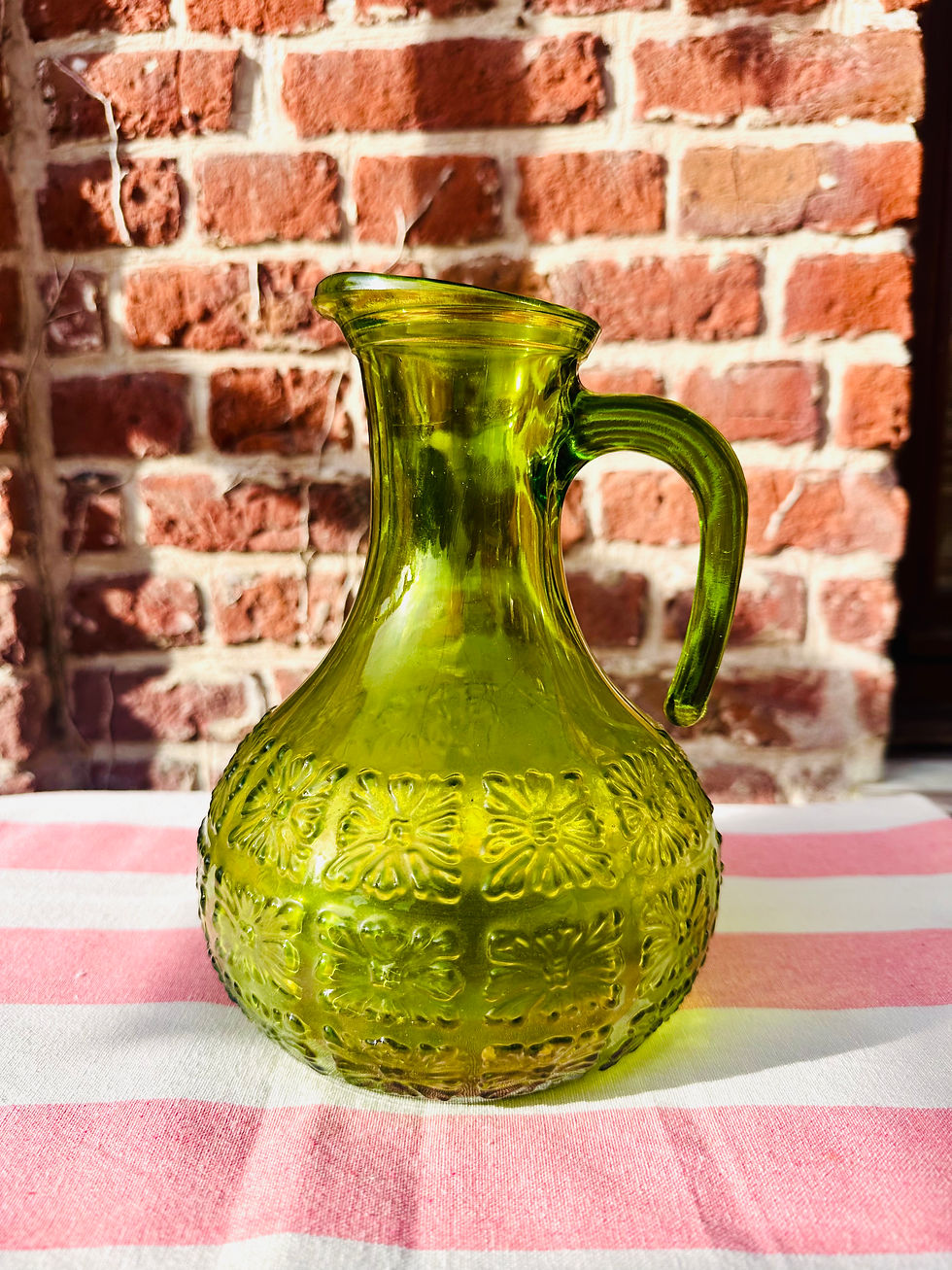Miniature : Superbe Carafe vintage verte motifs fleurs